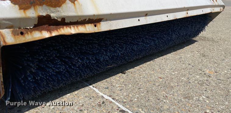 image for item OH9022 Ventrac  3400Y municipal tractor