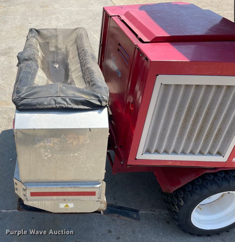 image for item OH9022 Ventrac  3400Y municipal tractor