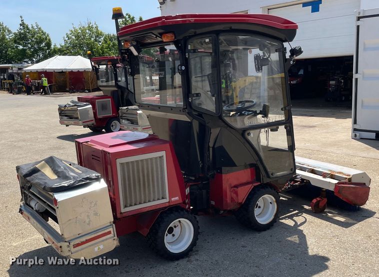 image for item OH9023 Ventrac  3400Y municipal tractor