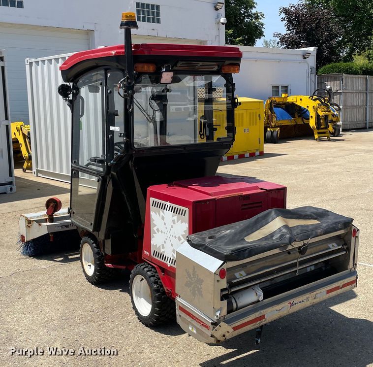 image for item OH9023 Ventrac  3400Y municipal tractor