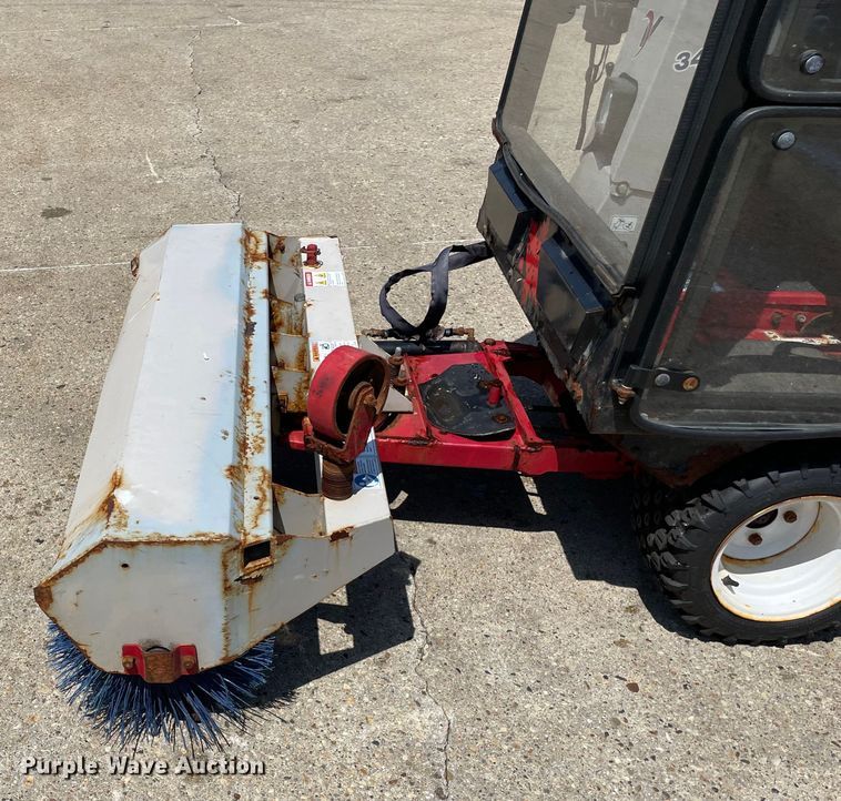 image for item OH9023 Ventrac  3400Y municipal tractor