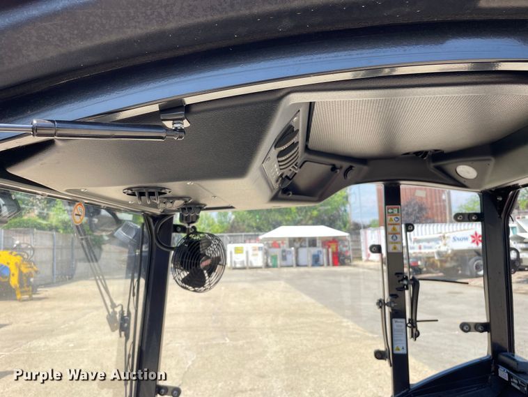 image for item OH9023 Ventrac  3400Y municipal tractor