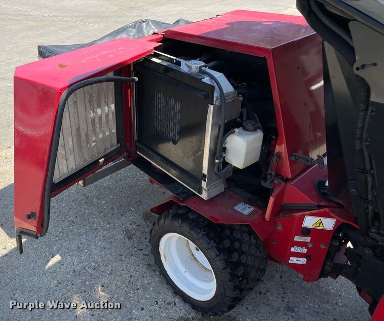 image for item OH9023 Ventrac  3400Y municipal tractor