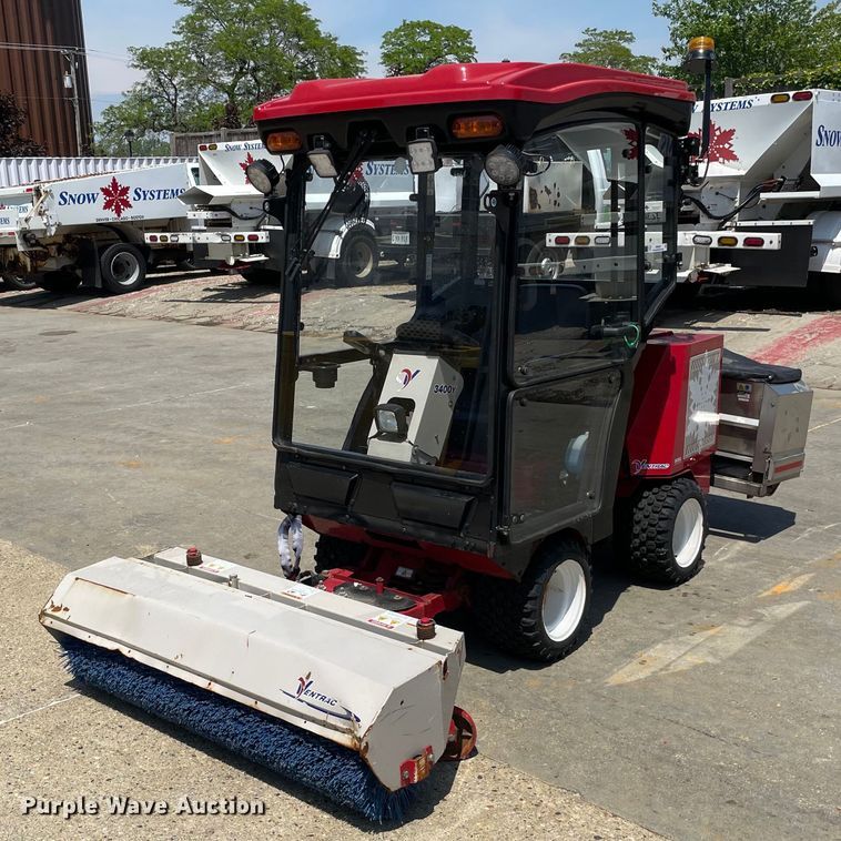 image for item OH9024 Ventrac  3400Y municipal tractor