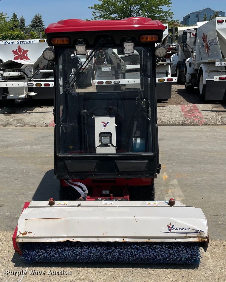 image for item OH9024 Ventrac  3400Y municipal tractor