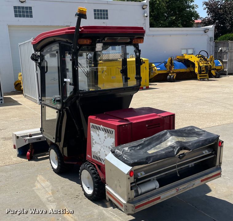 image for item OH9024 Ventrac  3400Y municipal tractor