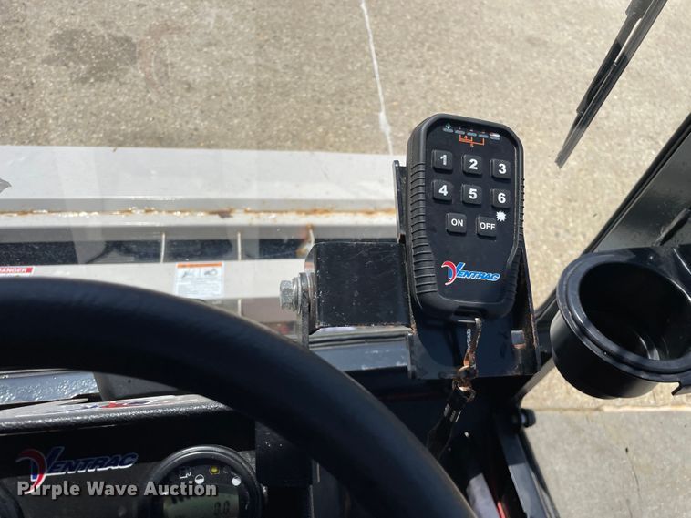 image for item OH9024 Ventrac  3400Y municipal tractor
