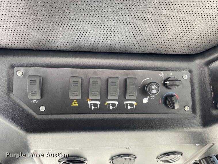 image for item OH9024 Ventrac  3400Y municipal tractor