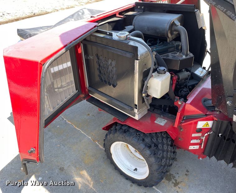 image for item OH9024 Ventrac  3400Y municipal tractor