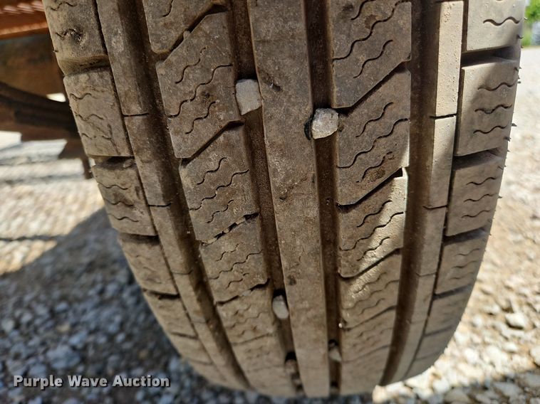 image for item OK9941 2004 Shop built  pipe trailer