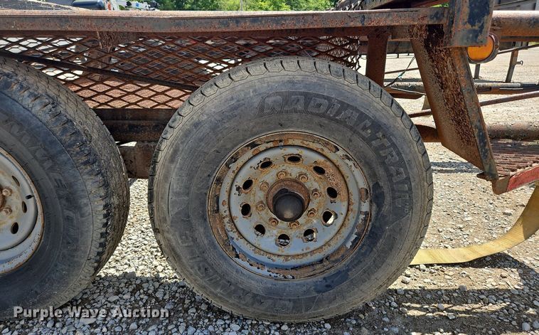 image for item OK9941 2004 Shop built  pipe trailer