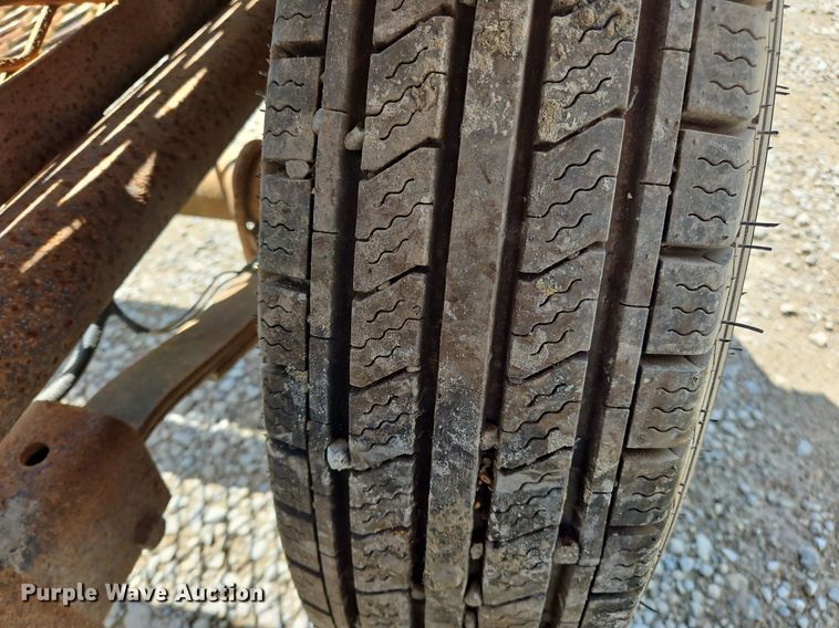 image for item OK9941 2004 Shop built  pipe trailer