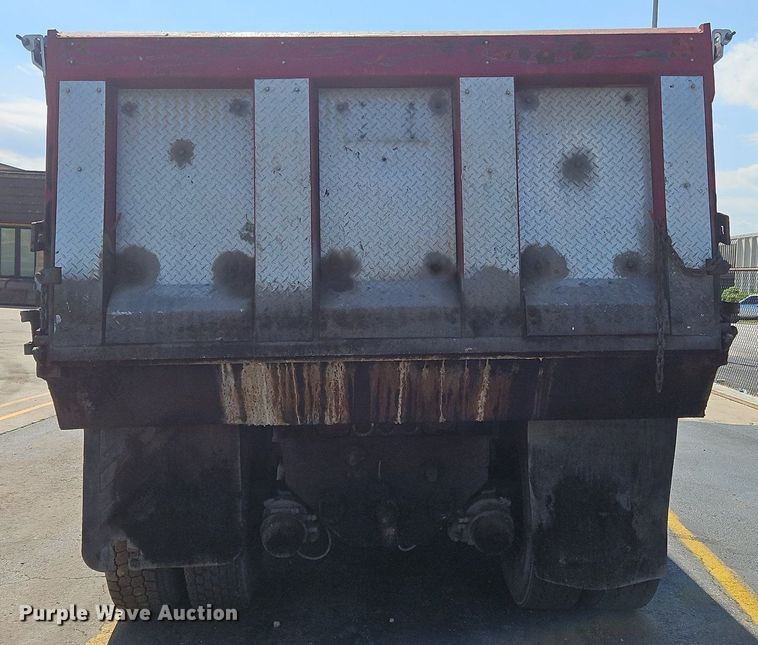 image for item OK9966 1999 Sterling  LT9511 dump truck