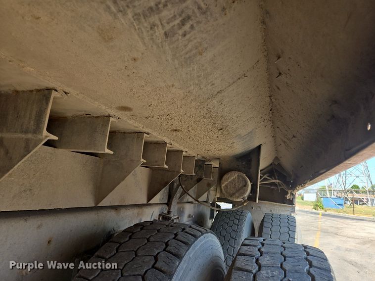 image for item OK9966 1999 Sterling  LT9511 dump truck