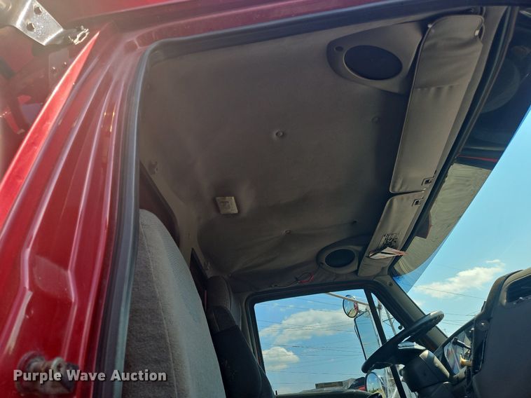 image for item OK9966 1999 Sterling  LT9511 dump truck