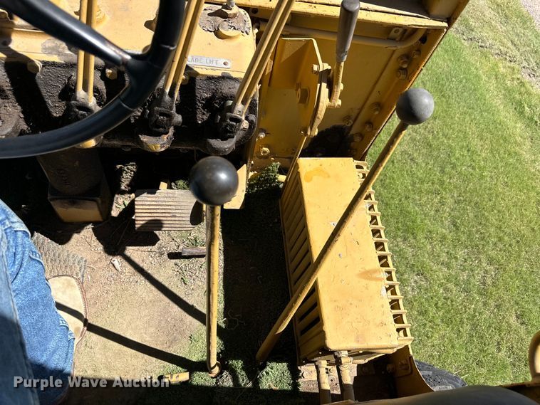 image for item OL9651 1971 Caterpillar 112F rigid frame motor grader