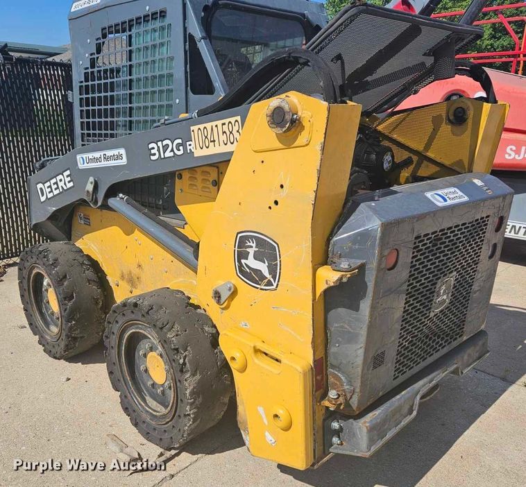 image for item ZA0470 2018 John Deere 312GR skid steer loader