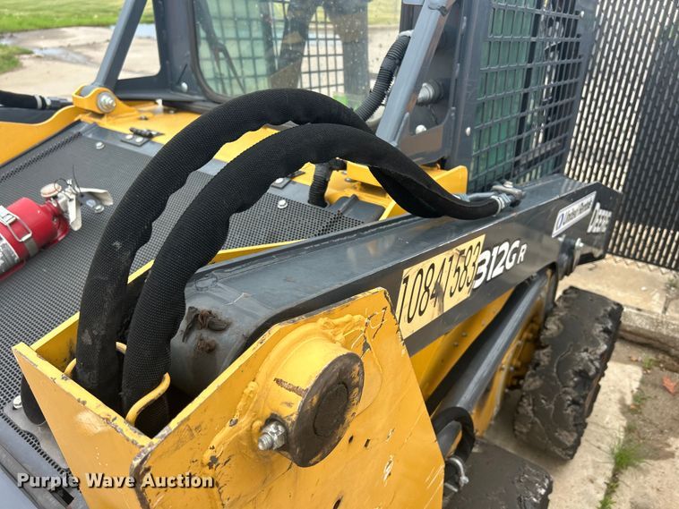 image for item ZA0470 2018 John Deere 312GR skid steer loader