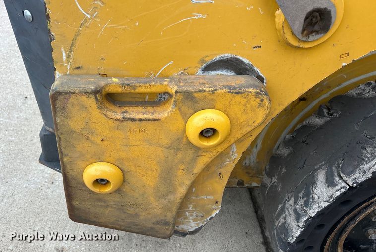 image for item ZA0470 2018 John Deere 312GR skid steer loader