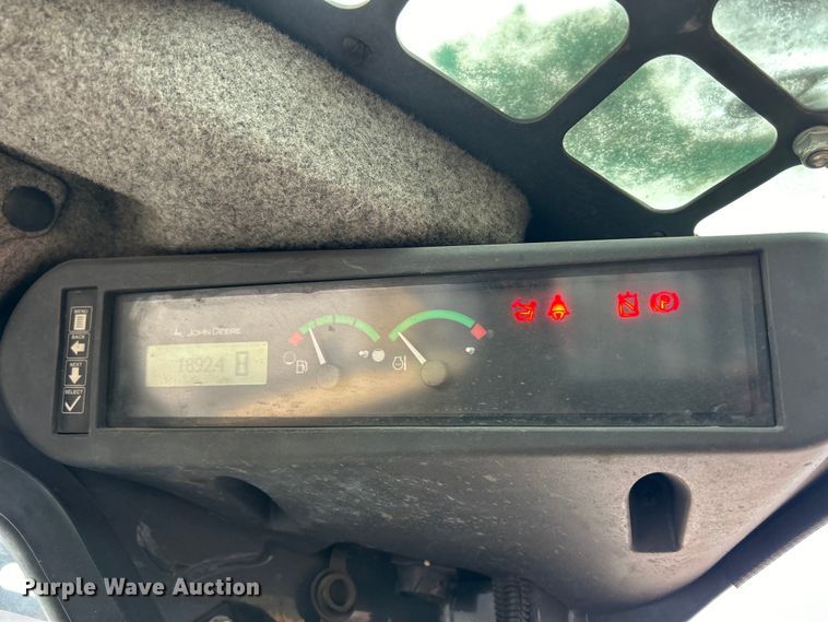 image for item ZA0470 2018 John Deere 312GR skid steer loader