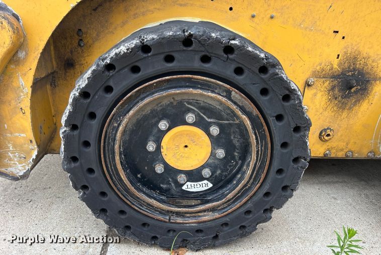 image for item ZA0470 2018 John Deere 312GR skid steer loader