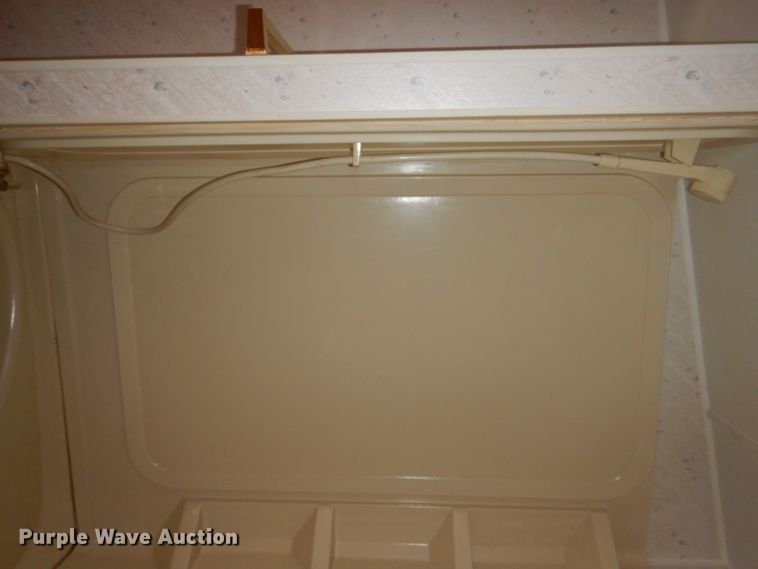 image for item DG4893 1994 Jayco camper