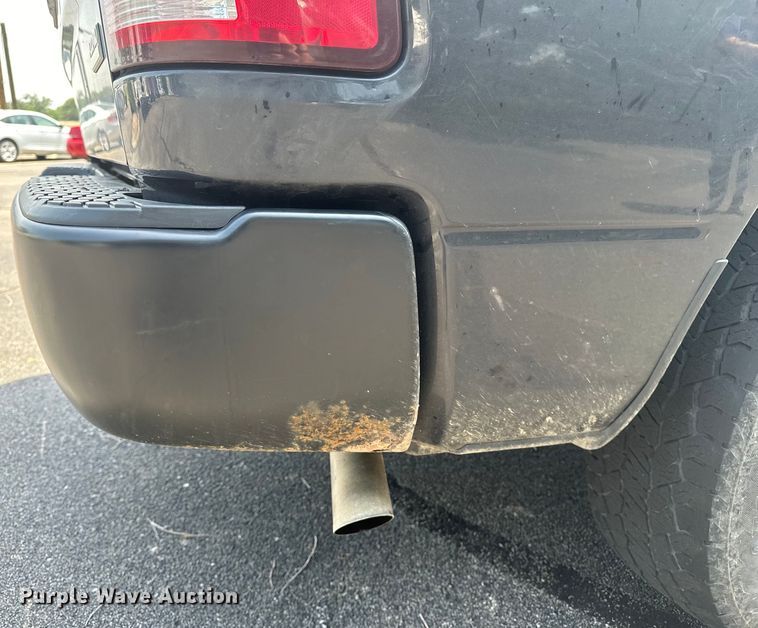 image for item DJ6242 2019 Dodge Ram 1500 Classic Crew Cab pickup truck