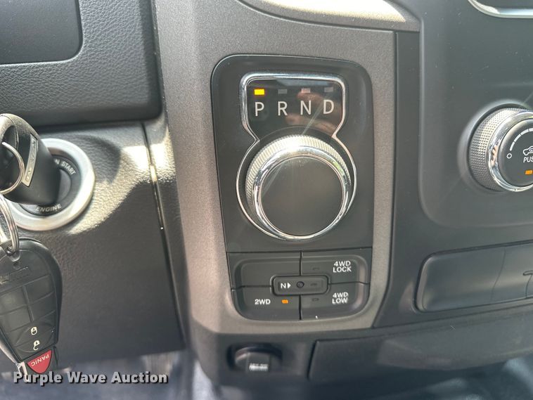 image for item DJ6242 2019 Dodge Ram 1500 Classic Crew Cab pickup truck