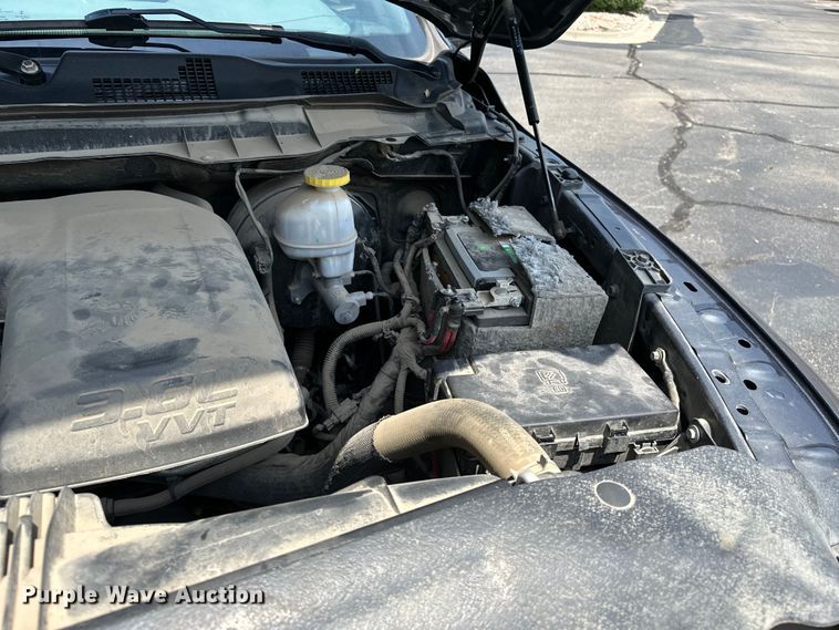 image for item DJ6242 2019 Dodge Ram 1500 Classic Crew Cab pickup truck