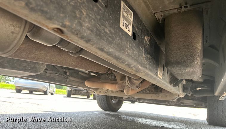 image for item DJ6242 2019 Dodge Ram 1500 Classic Crew Cab pickup truck