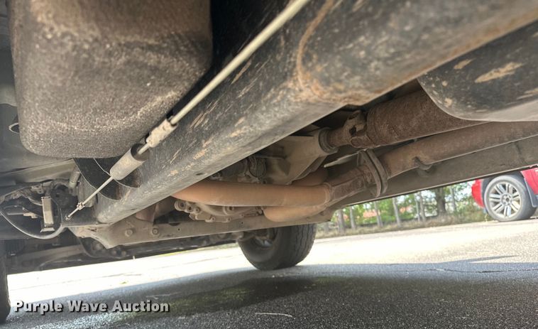 image for item DJ6242 2019 Dodge Ram 1500 Classic Crew Cab pickup truck