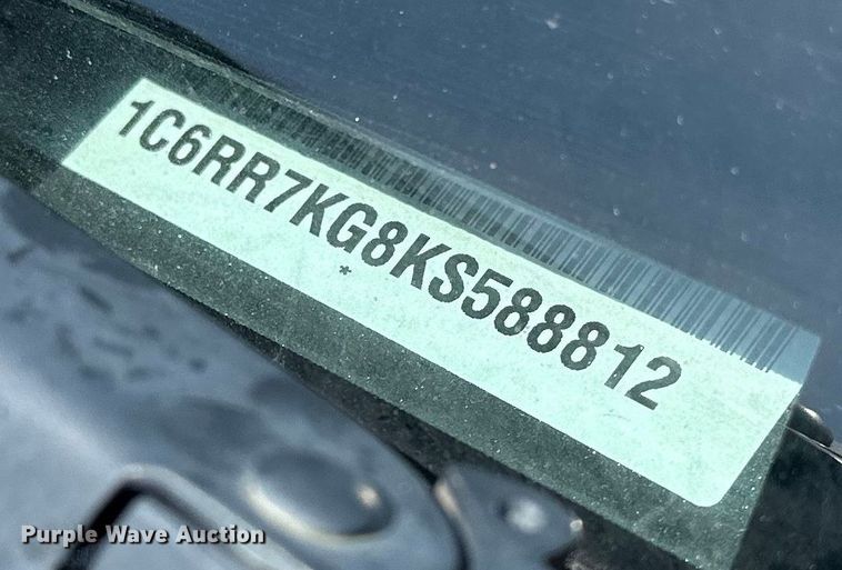 image for item DJ6242 2019 Dodge Ram 1500 Classic Crew Cab pickup truck