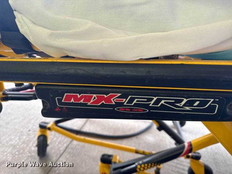 image for item DL4470 (2) Stryker MX-Pro stretchers