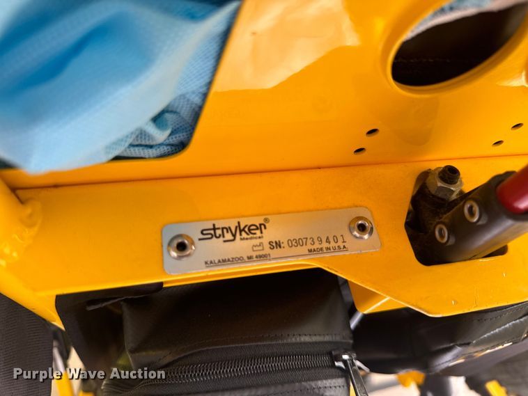 image for item DL4470 (2) Stryker MX-Pro stretchers