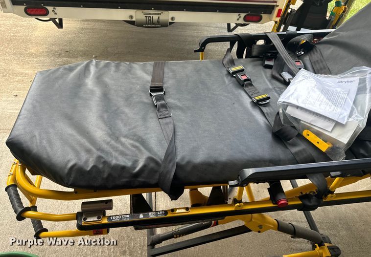 image for item DL4470 (2) Stryker MX-Pro stretchers