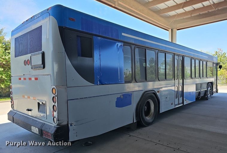 image for item DM1625 2006 Gillig  G29D102N4 transit bus