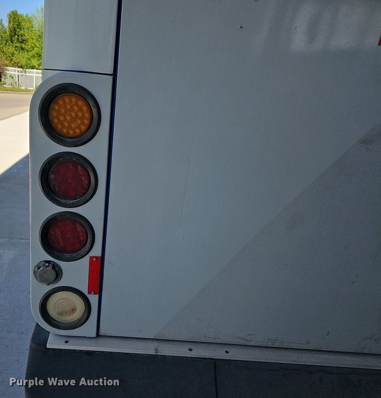 image for item DM1625 2006 Gillig  G29D102N4 transit bus