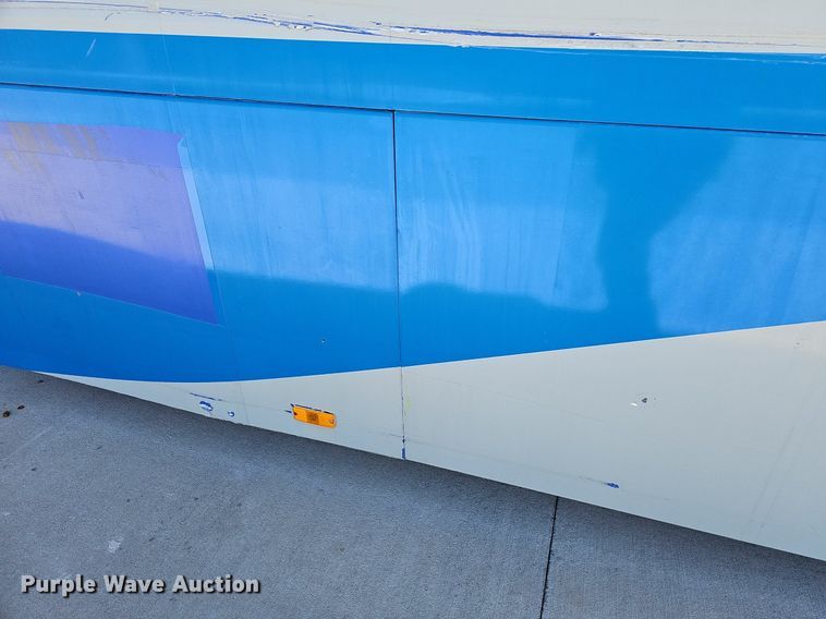 image for item DM1625 2006 Gillig  G29D102N4 transit bus