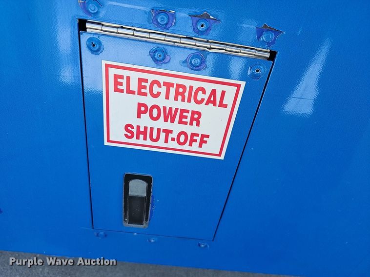 image for item DM1625 2006 Gillig  G29D102N4 transit bus