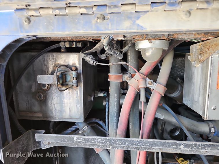 image for item DM1625 2006 Gillig  G29D102N4 transit bus