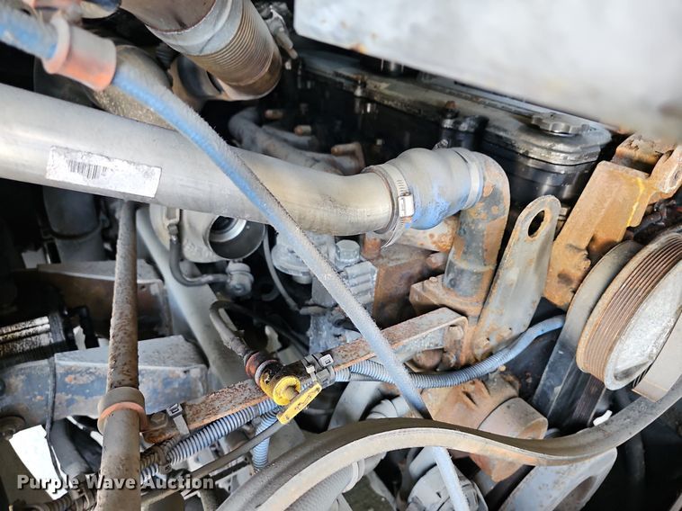 image for item DM1625 2006 Gillig  G29D102N4 transit bus