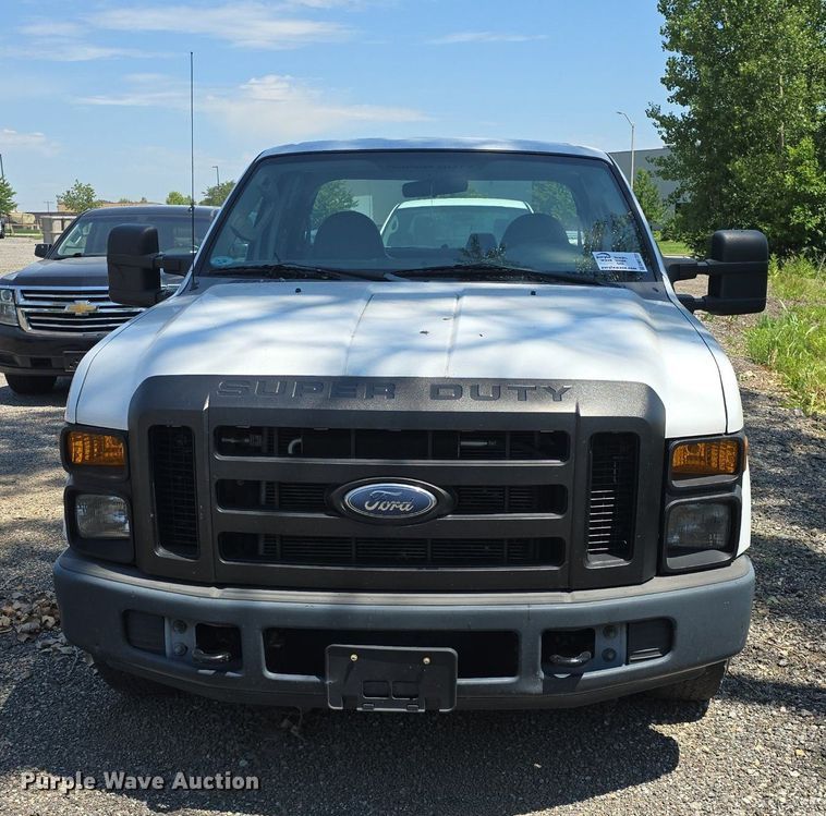 image for item DM1731 2008 Ford F250 Super Duty XL SuperCab pickup truck
