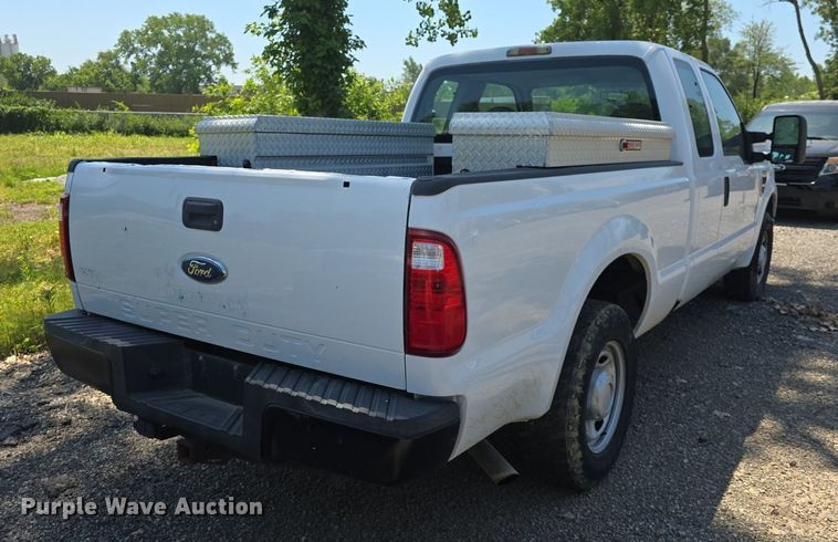 image for item DM1731 2008 Ford F250 Super Duty XL SuperCab pickup truck