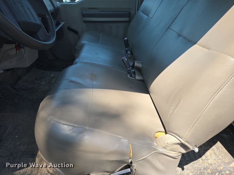 image for item DM1731 2008 Ford F250 Super Duty XL SuperCab pickup truck