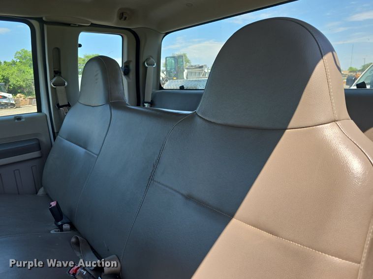 image for item DM1731 2008 Ford F250 Super Duty XL SuperCab pickup truck