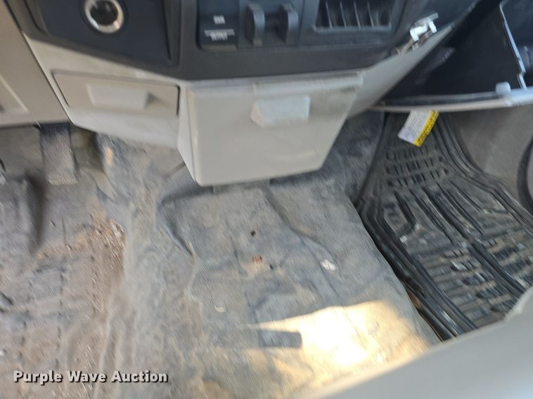 image for item DM1731 2008 Ford F250 Super Duty XL SuperCab pickup truck