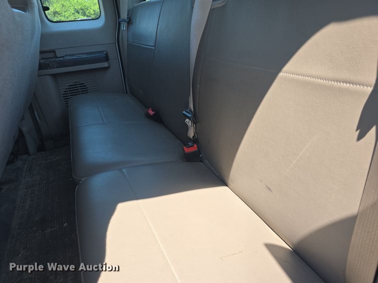 image for item DM1731 2008 Ford F250 Super Duty XL SuperCab pickup truck