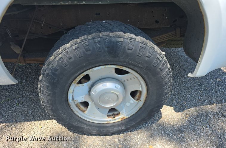 image for item DM1731 2008 Ford F250 Super Duty XL SuperCab pickup truck