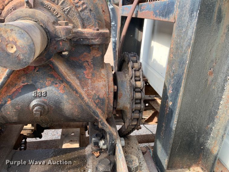 image for item DM7840 1973 Ford  F600 flatbed truck