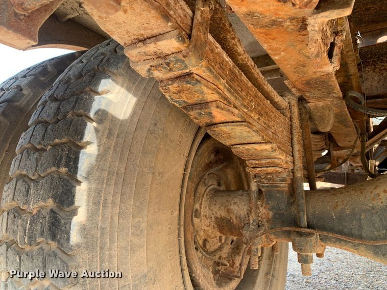 image for item DM7840 1973 Ford  F600 flatbed truck